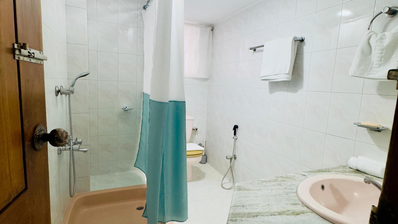 Photo of Bathroom in Gulshan