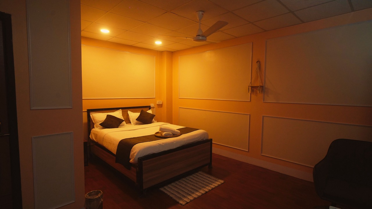 Photo of Bedroom in Sualkuchi
