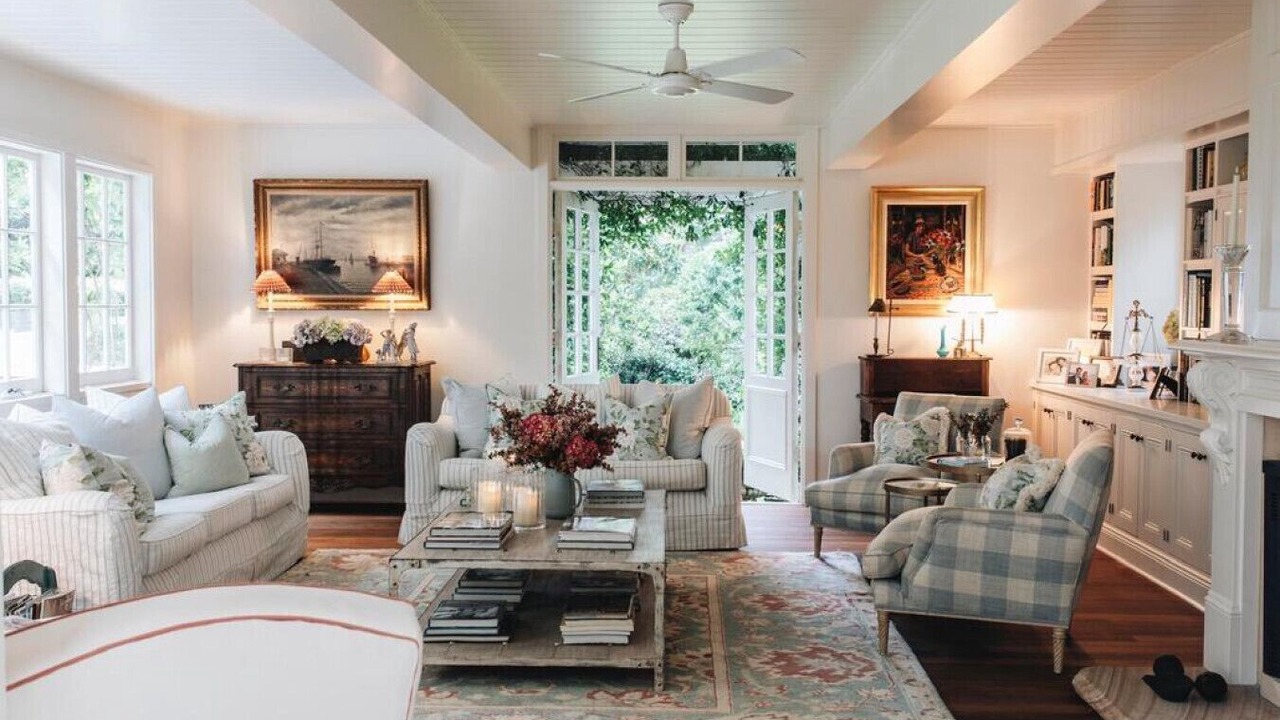 Photo of Livingroom in Palm Beach