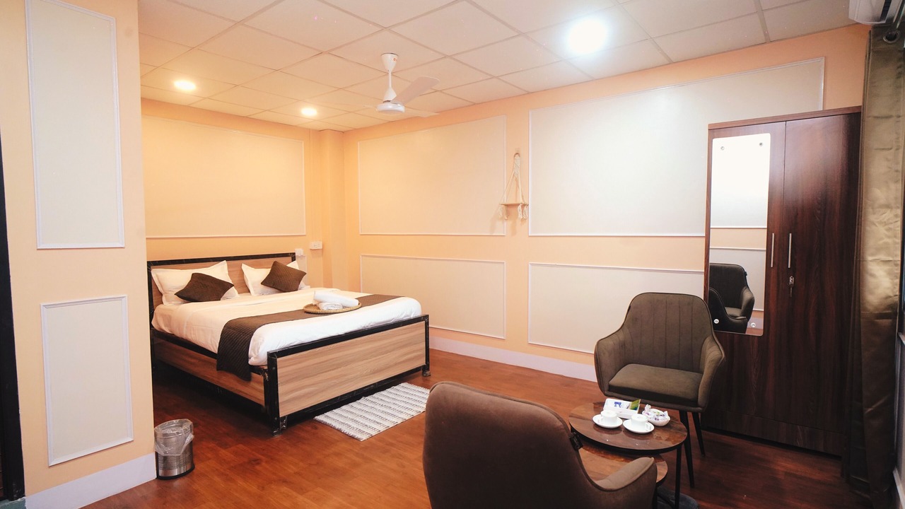 Photo of Bedroom in Sualkuchi
