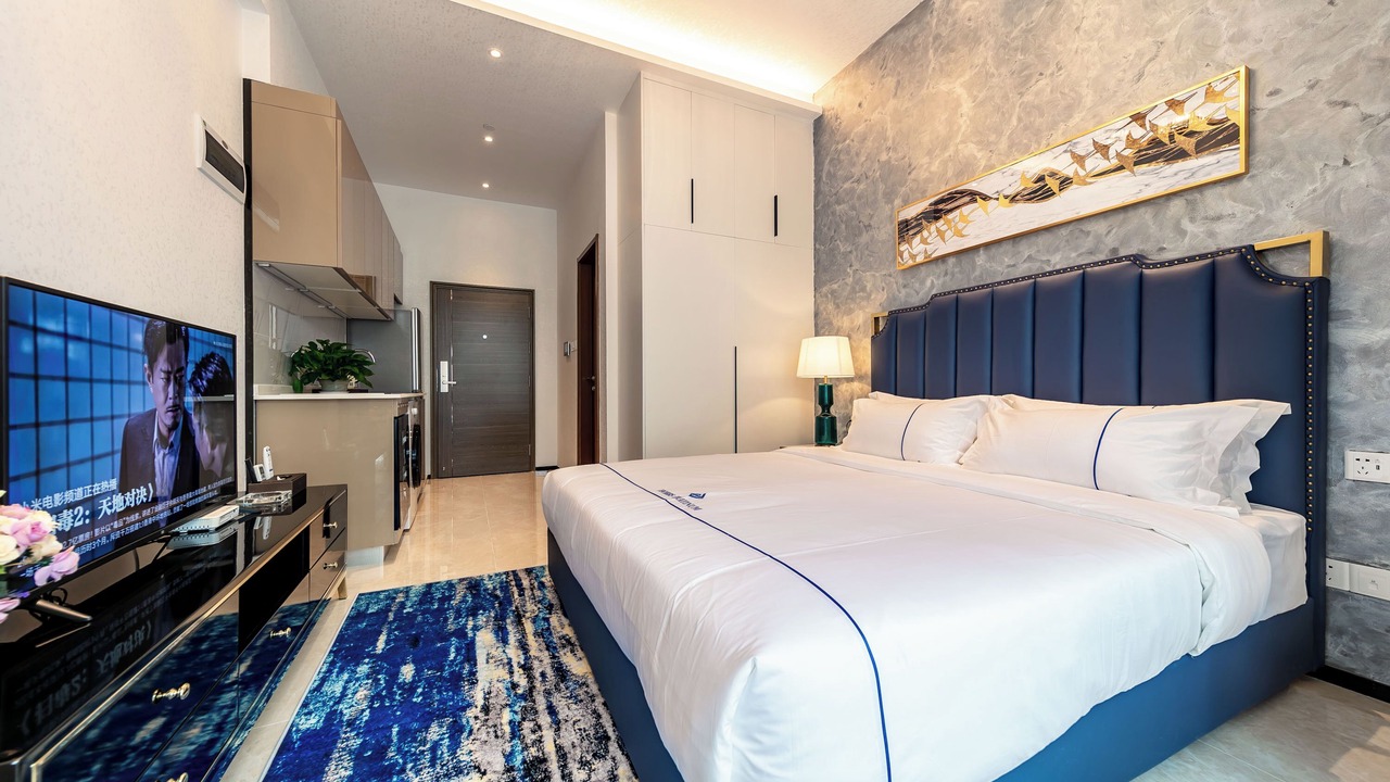 Photo of Bedroom in Huaqiang North