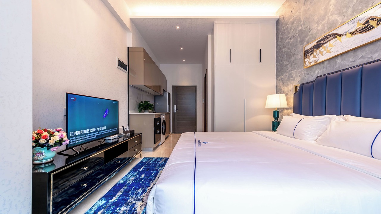 Photo of Bedroom in Huaqiang North