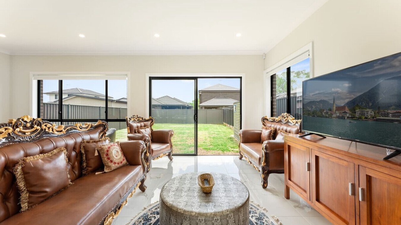 Photo of Livingroom in Austral