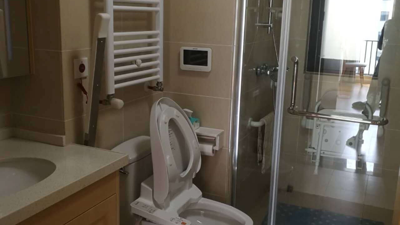 Photo of Bathroom in Huishan District