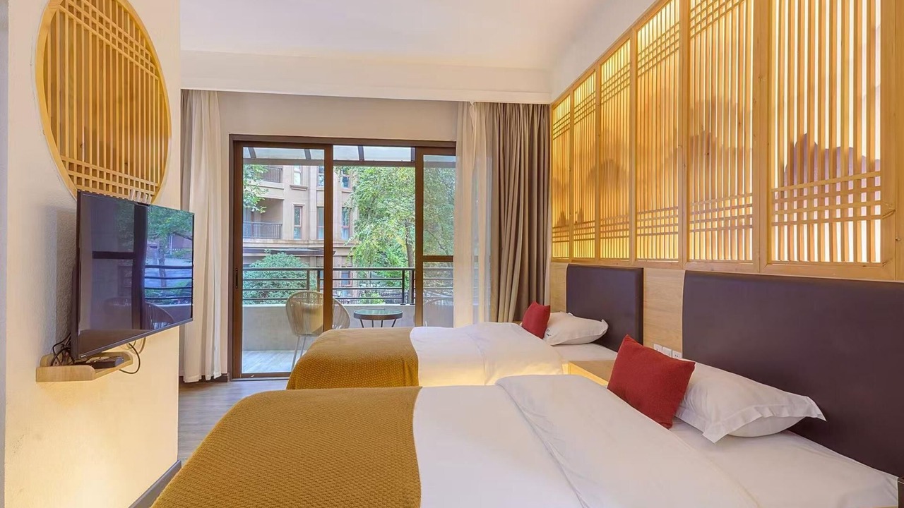 Photo of Bedroom in Emeishan