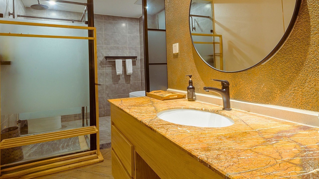 Photo of Bathroom in Emeishan