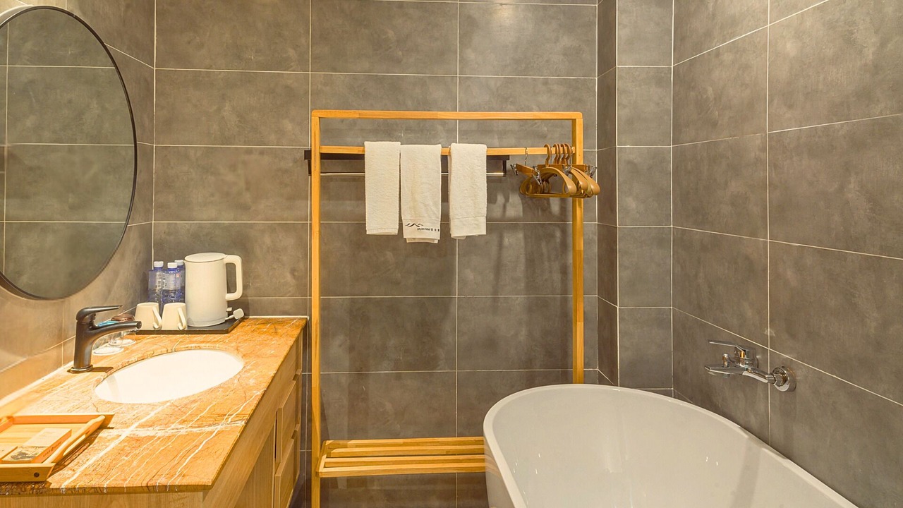 Photo of Bathroom in Emeishan