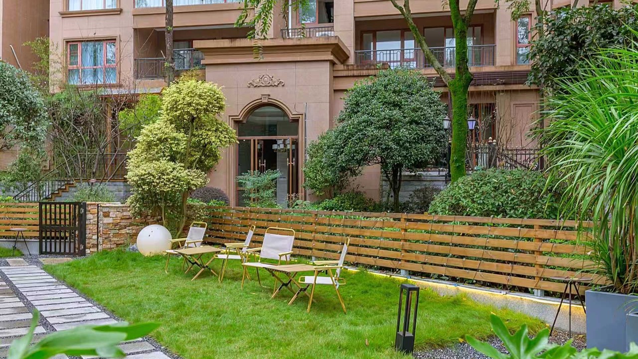 Photo of Patio Balcony in Emeishan