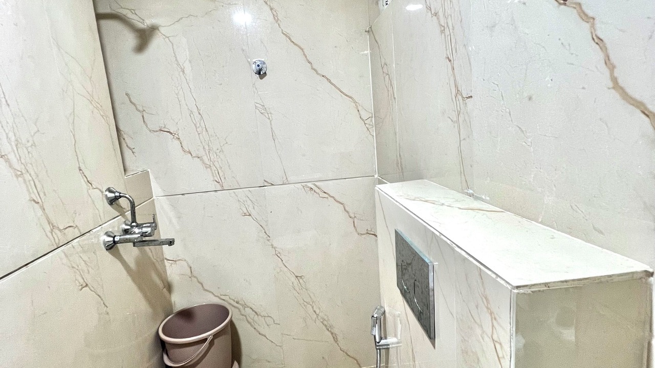 Photo of Bathroom in Taj Ganj
