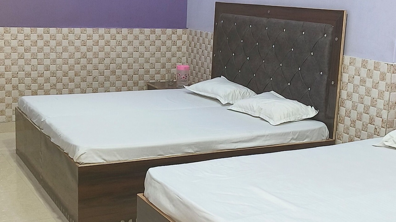 Photo of Bedroom in Mathura