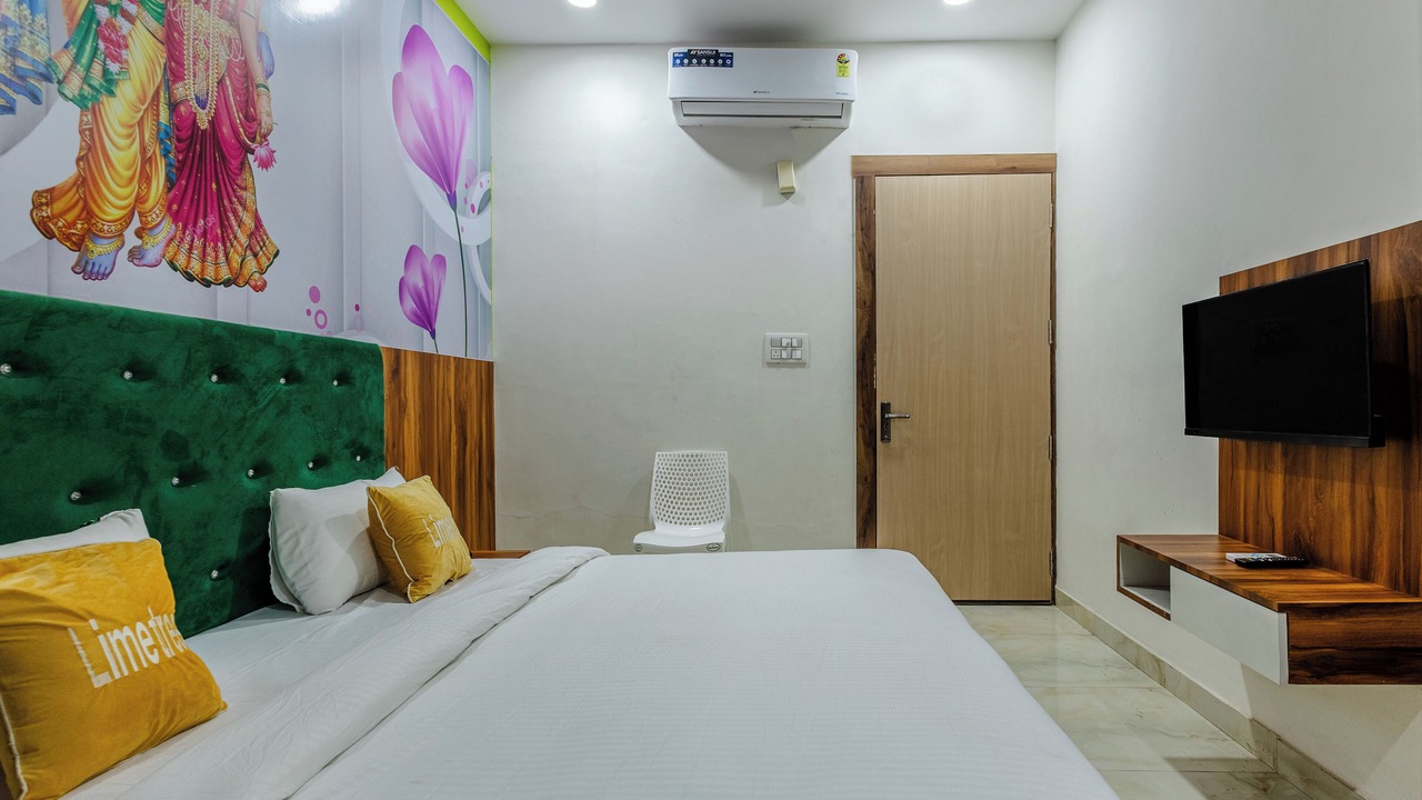 Photo of Bedroom in Vrindavan