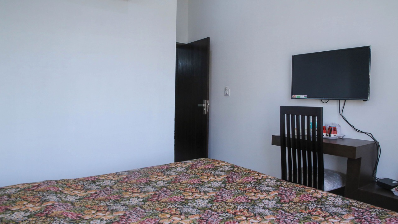 Photo of Bedroom in Taj Ganj