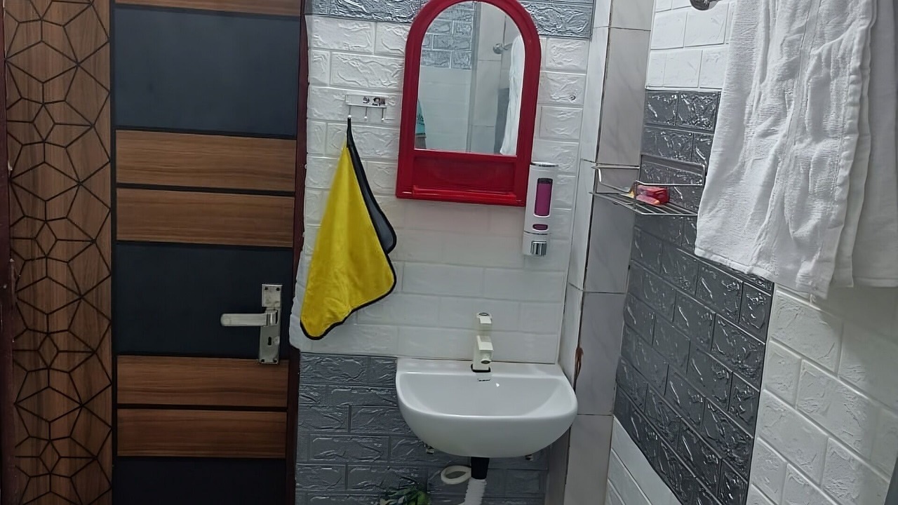 Photo of Bathroom in Vrindavan
