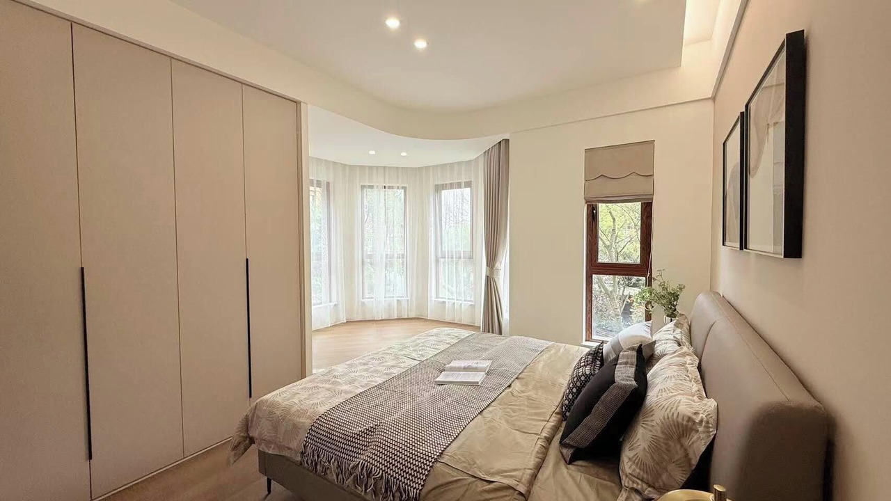 Photo of Bedroom in Emeishan