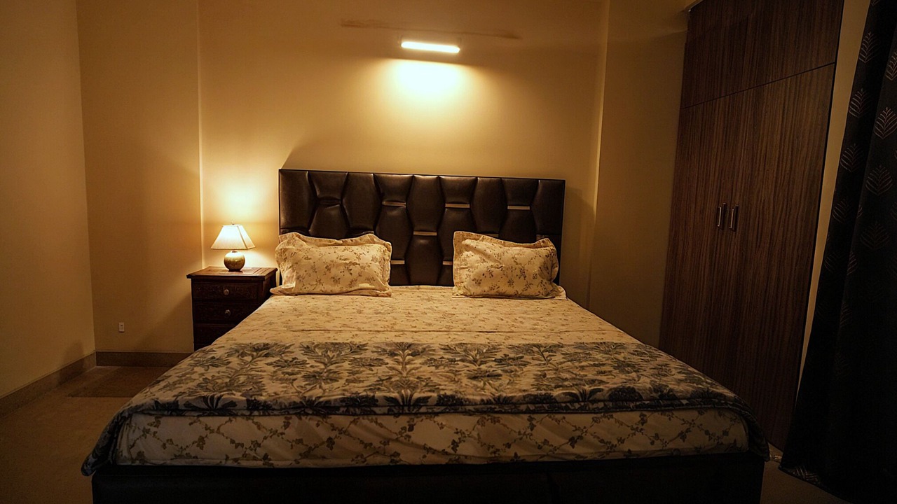 Photo of Bedroom in Taj Ganj