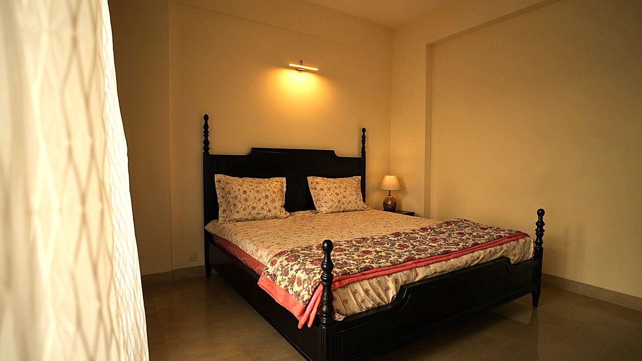 Photo of Bedroom in Taj Ganj