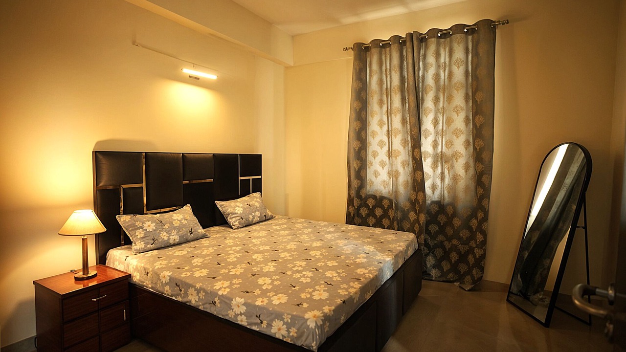 Photo of Bedroom in Taj Ganj