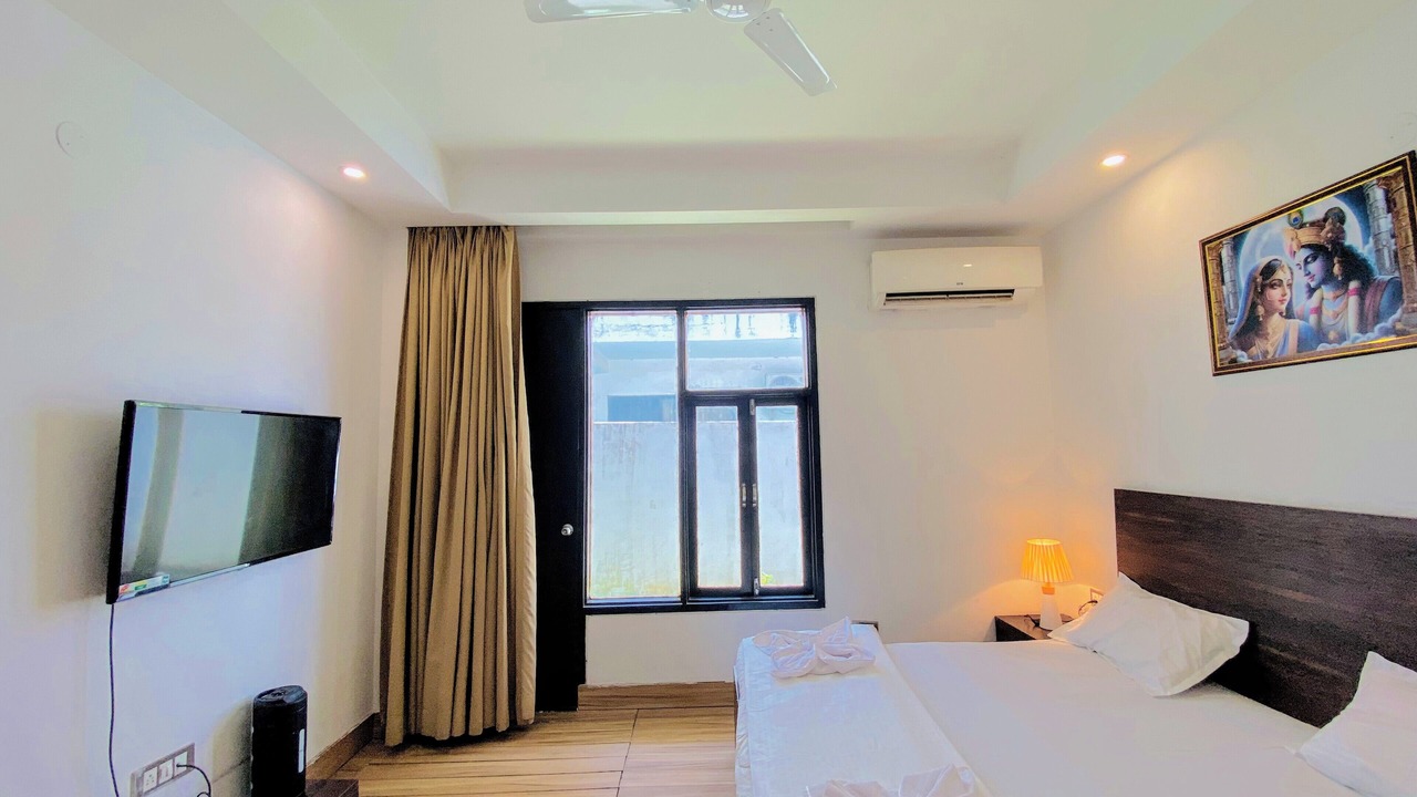 Photo of Bedroom in Vrindavan