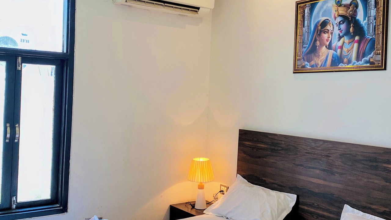 Photo of Bedroom in Vrindavan