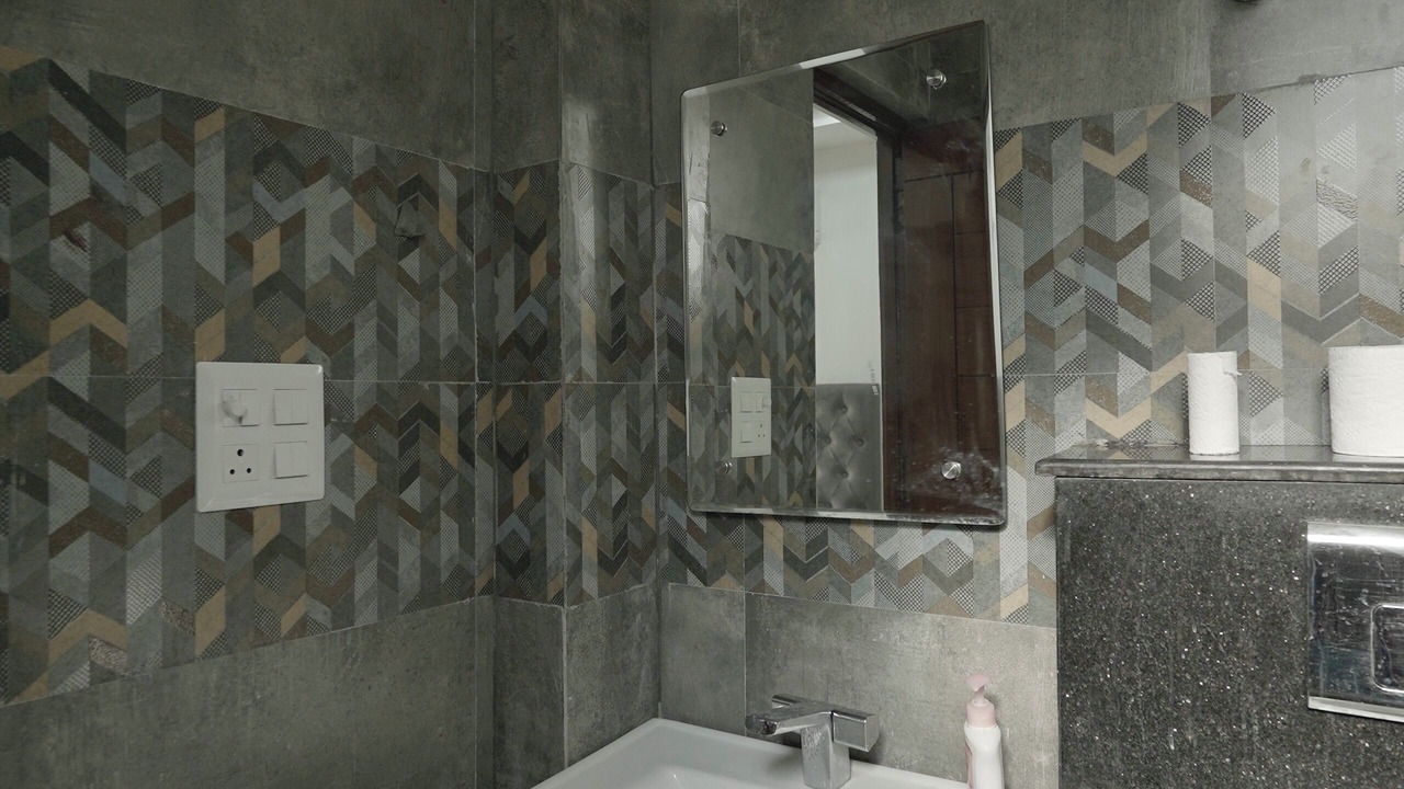 Photo of Bathroom in Taj Ganj