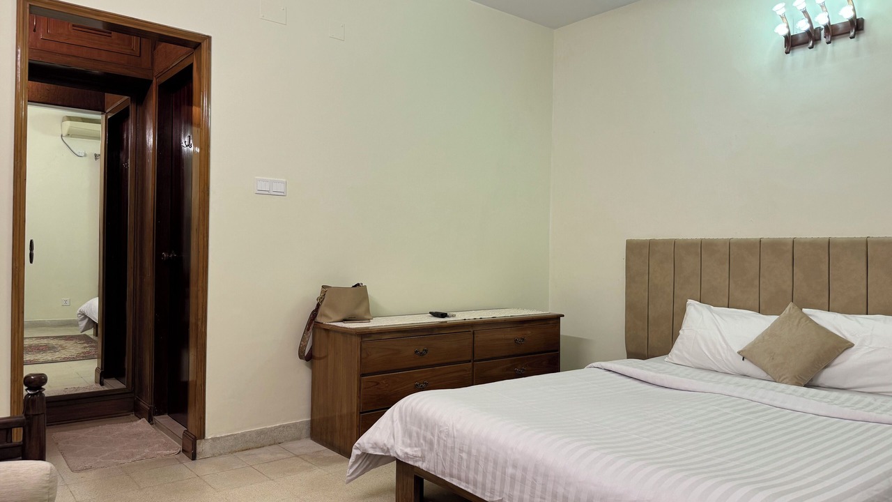 Photo of Bedroom in Kafrul