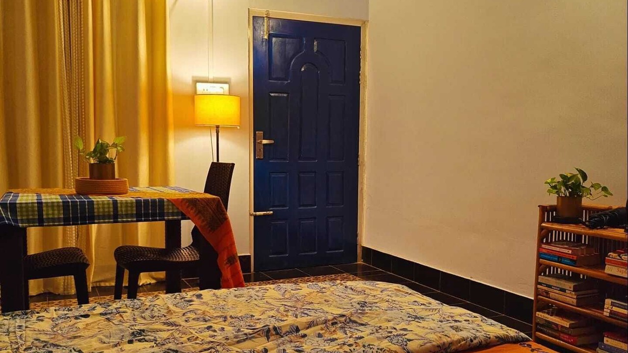 Photo of Bedroom in Sualkuchi