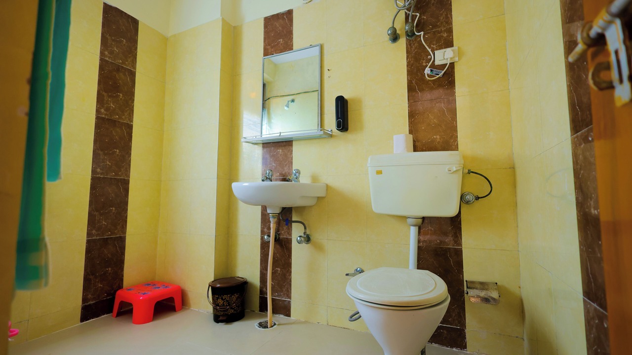 Photo of Bathroom in Taj Ganj