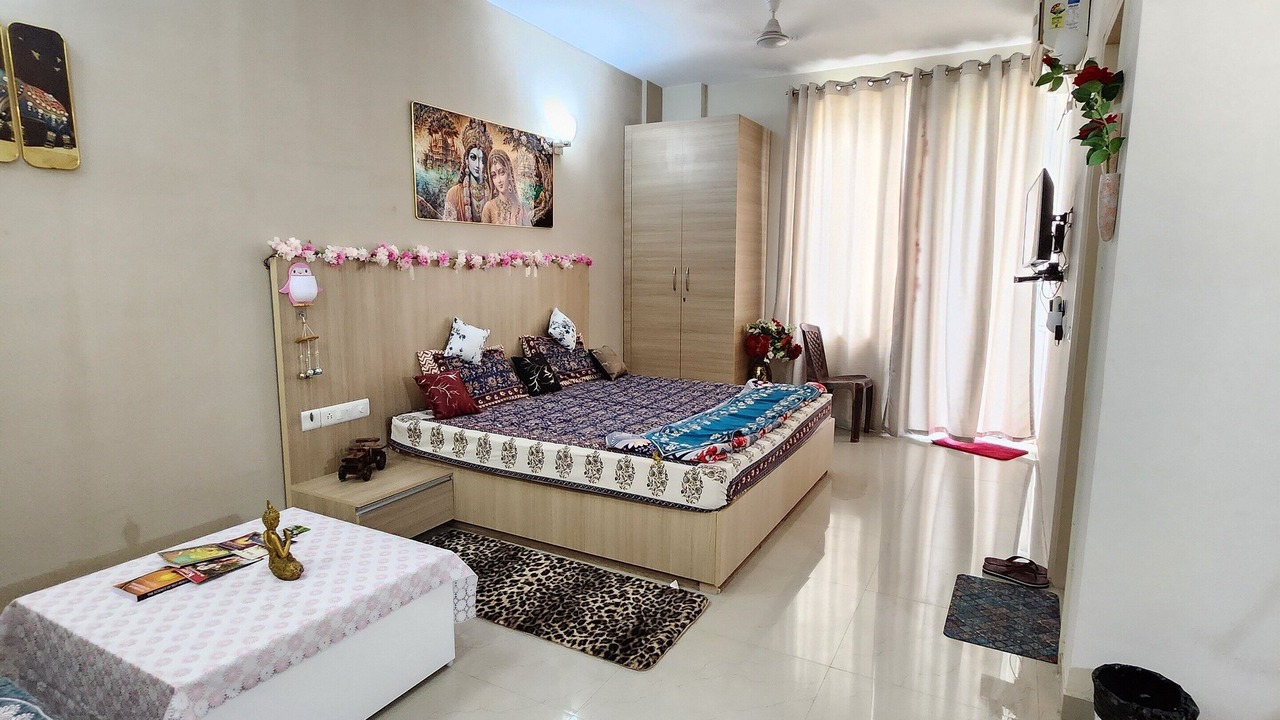 Photo of Bedroom in Vrindavan