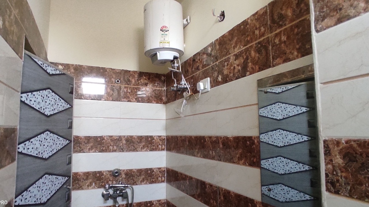 Photo of Bathroom in Taj Ganj