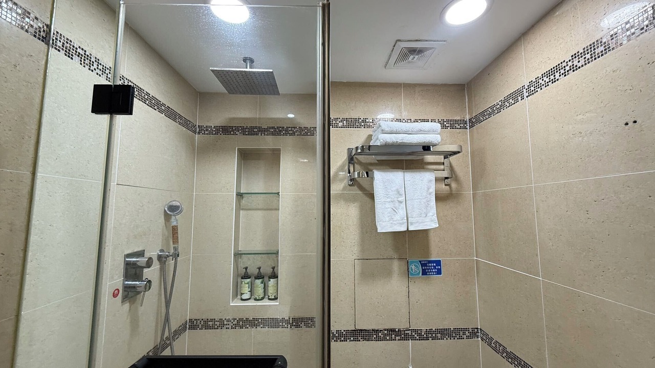 Photo of Bathroom in Middle Chaoyang