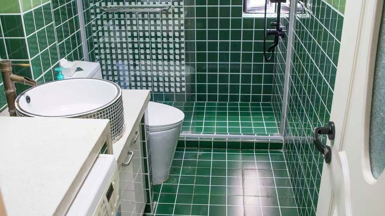 Photo of Bathroom in Downtown Shanghai