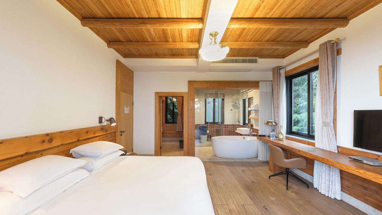 Photo of Bedroom in Moganshan