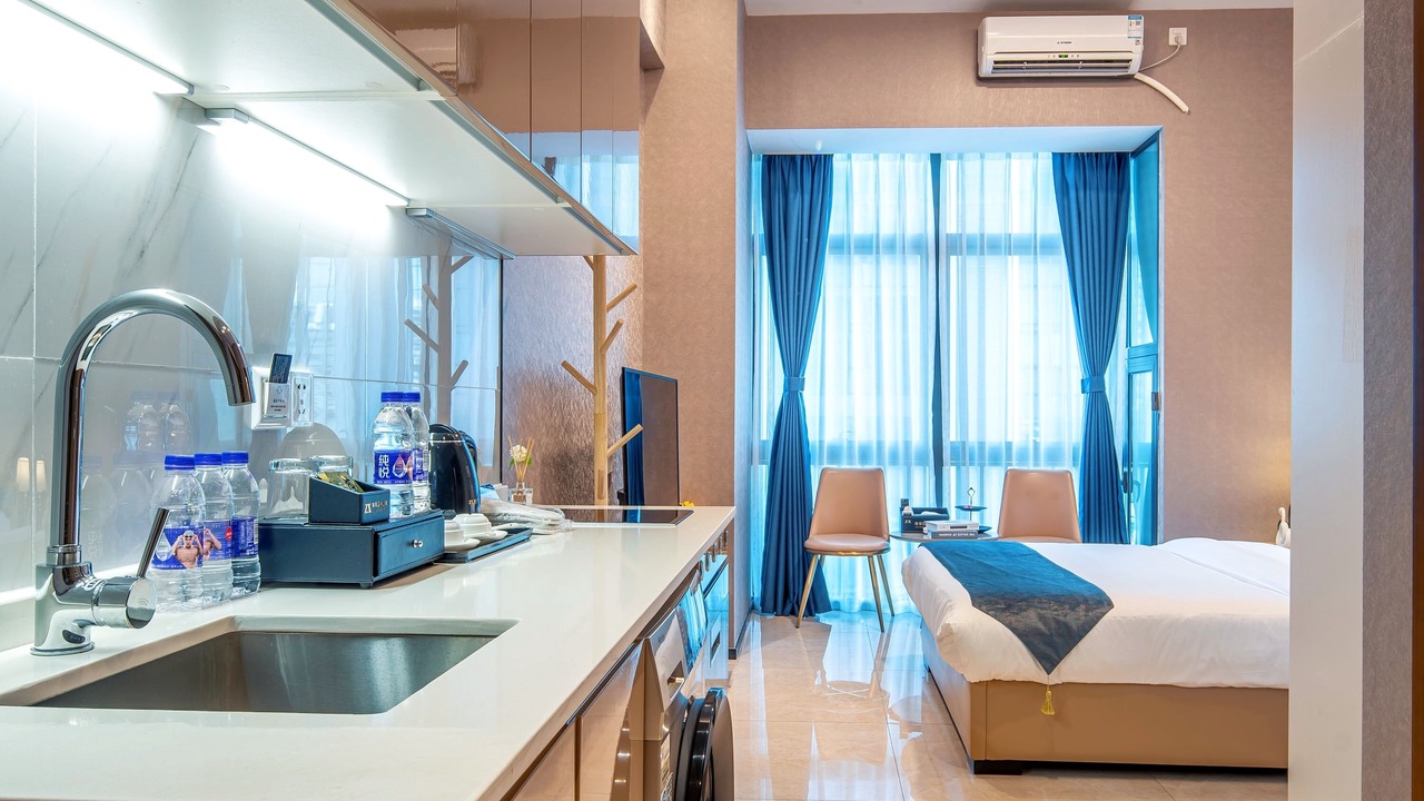 Photo of Bedroom in Huaqiang North
