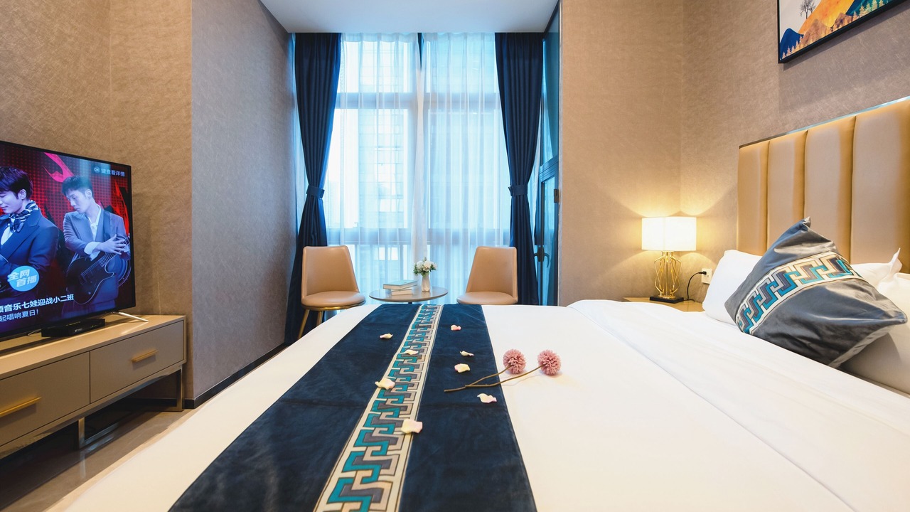 Photo of Bedroom in Huaqiang North