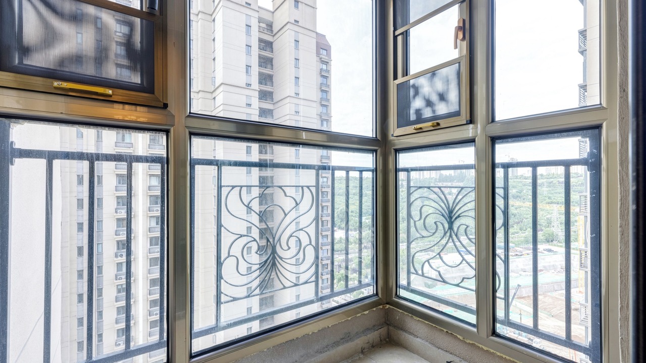 Photo of Others in Yanta Qu