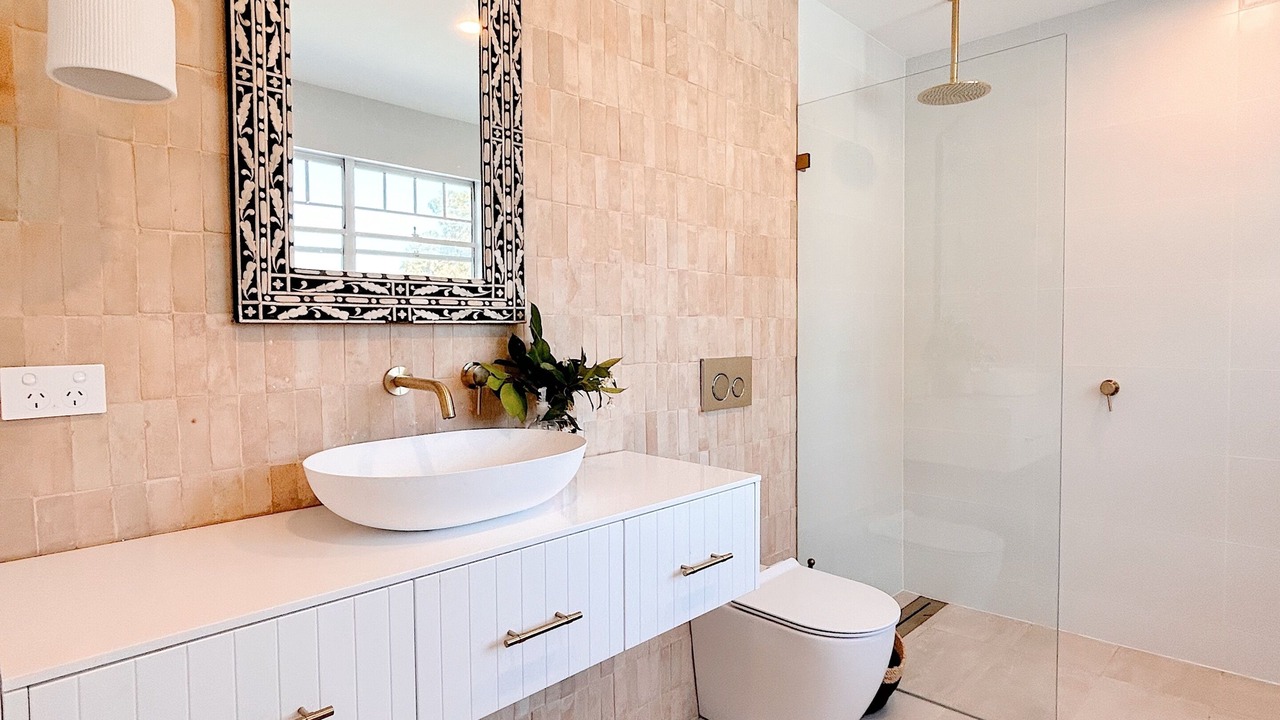 Photo of Bathroom in Avalon Beach