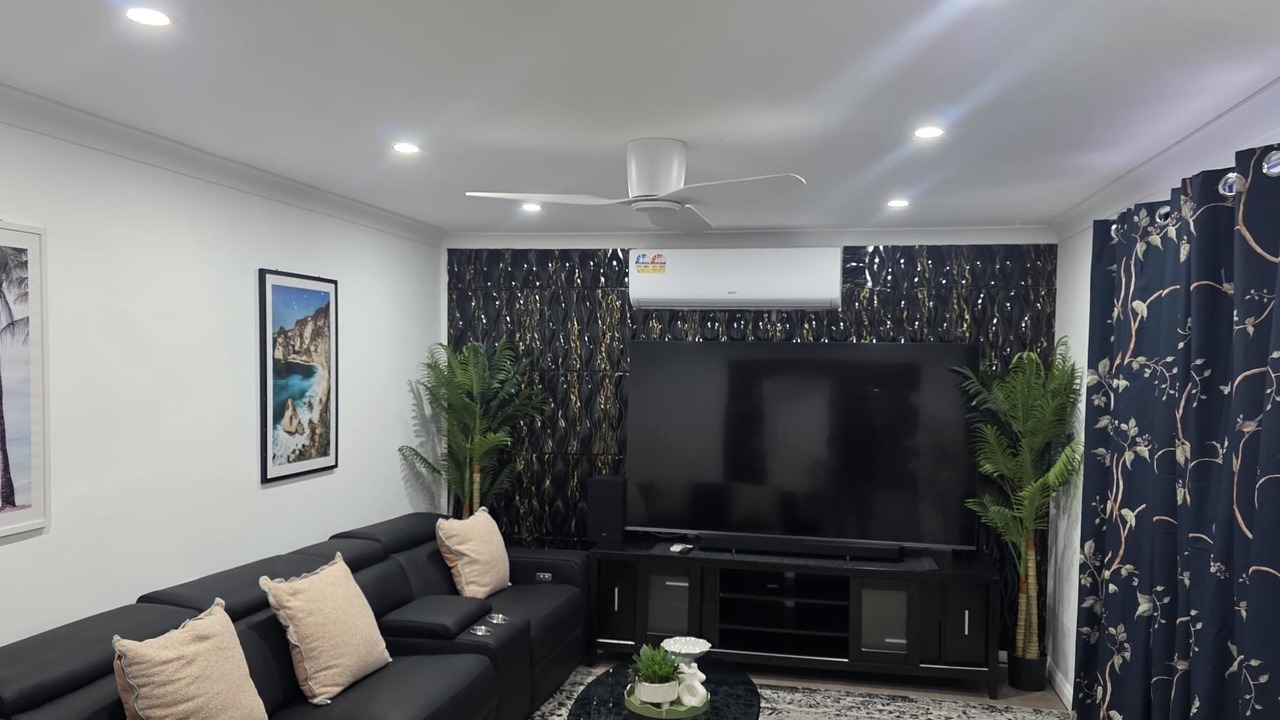 Photo of Livingroom in Oakhurst