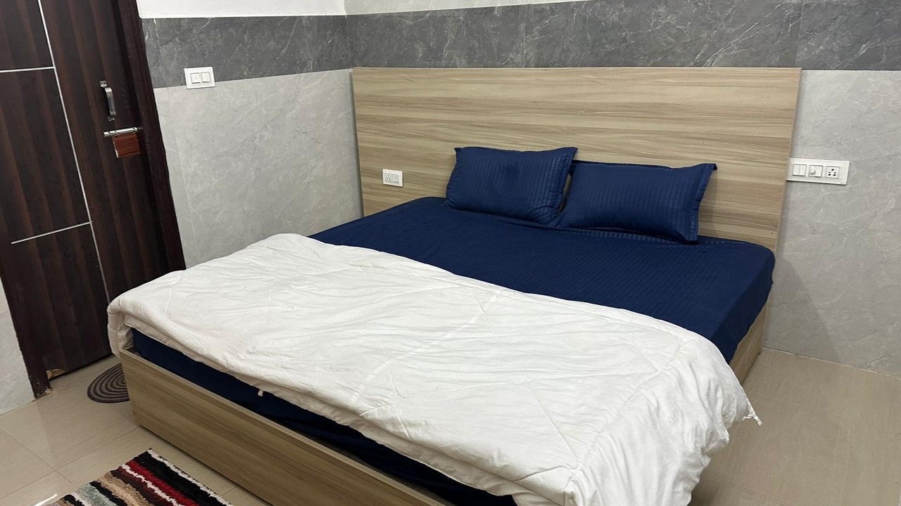 Photo of Bedroom in Mathura