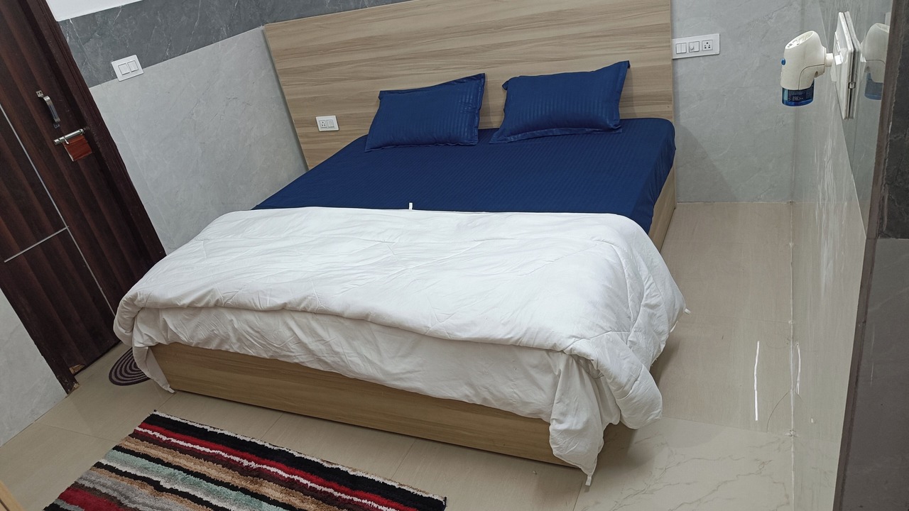 Photo of Bedroom in Mathura