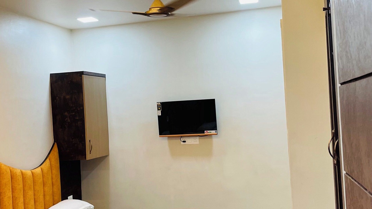 Photo of Bedroom in Mathura