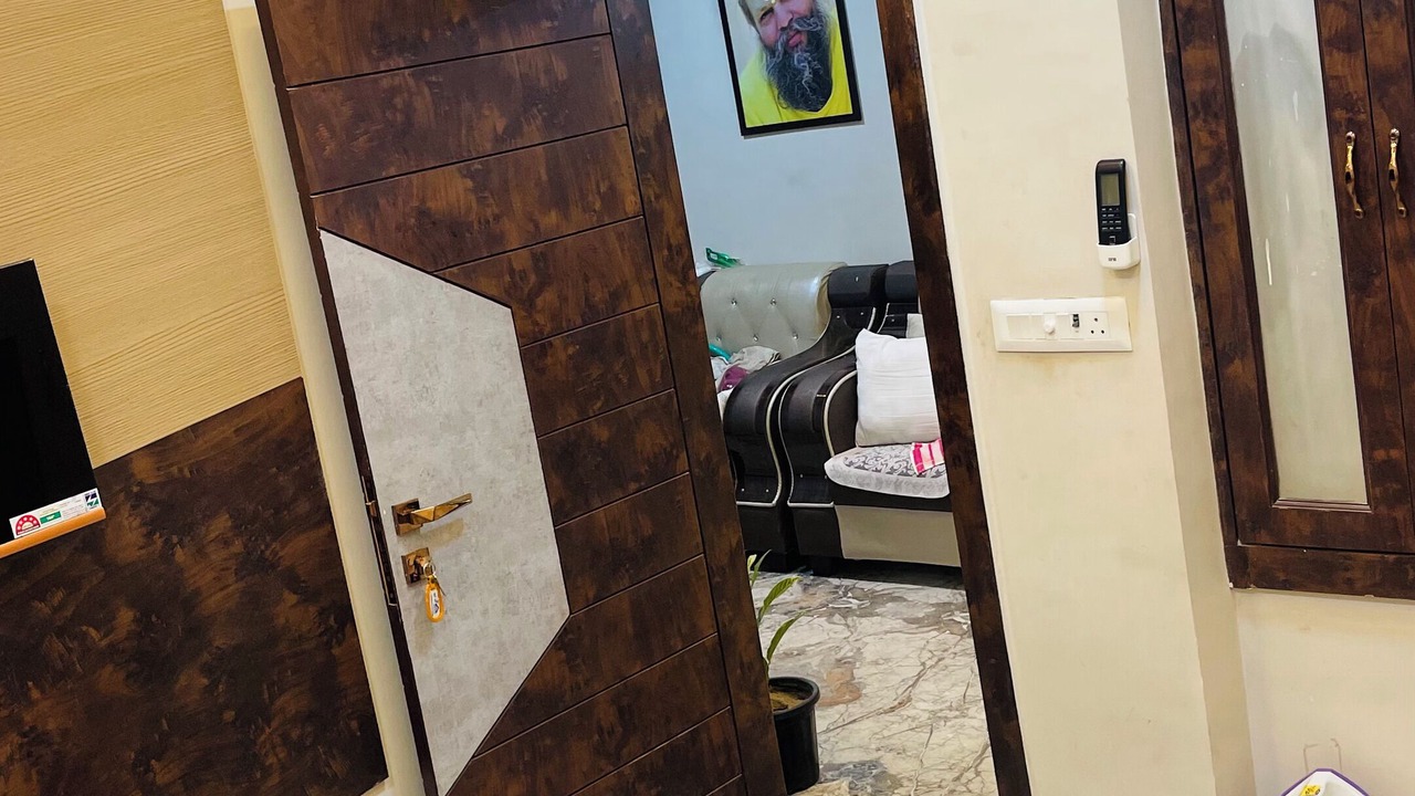 Photo of Bedroom in Mathura