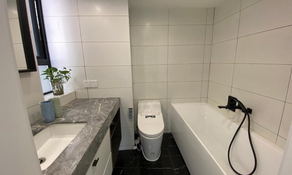 Photo of Bathroom in Jing'an