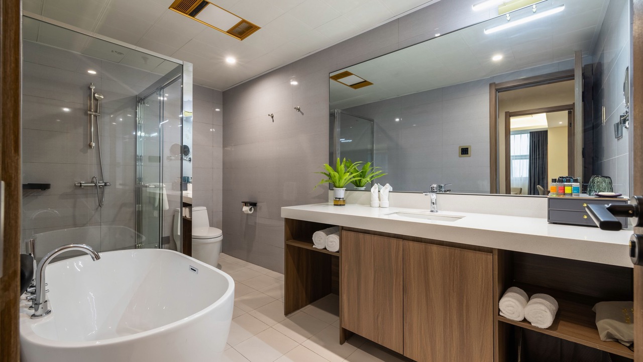 Photo of Bathroom in Lianhua Community