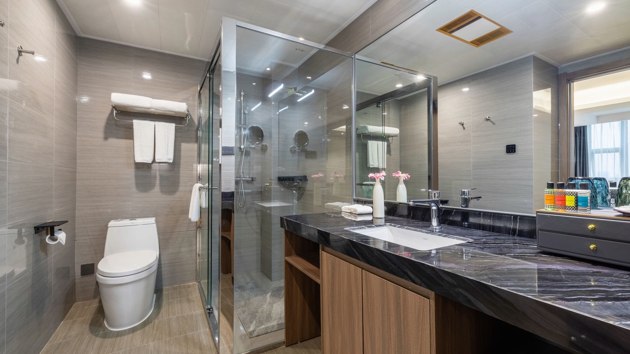 Photo of Bathroom in Lianhua Community