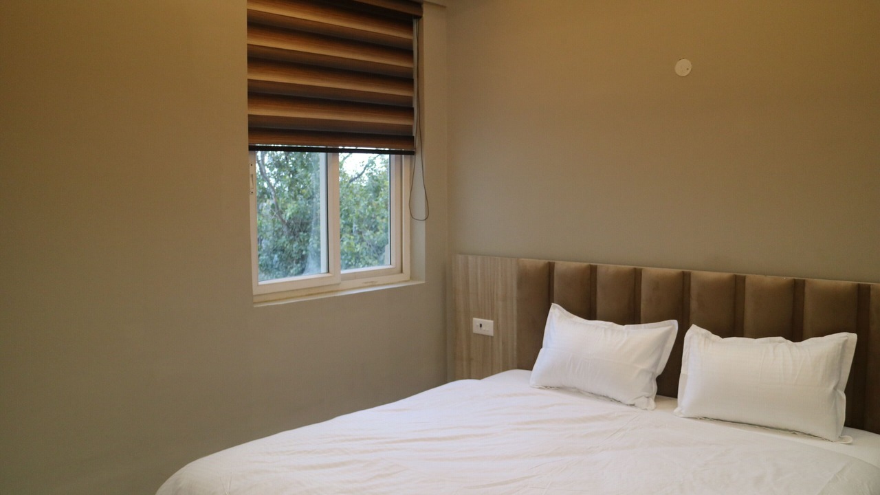 Photo of Bedroom in Taj Ganj