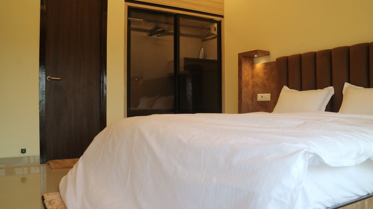 Photo of Bedroom in Taj Ganj