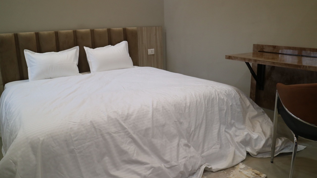 Photo of Bedroom in Taj Ganj