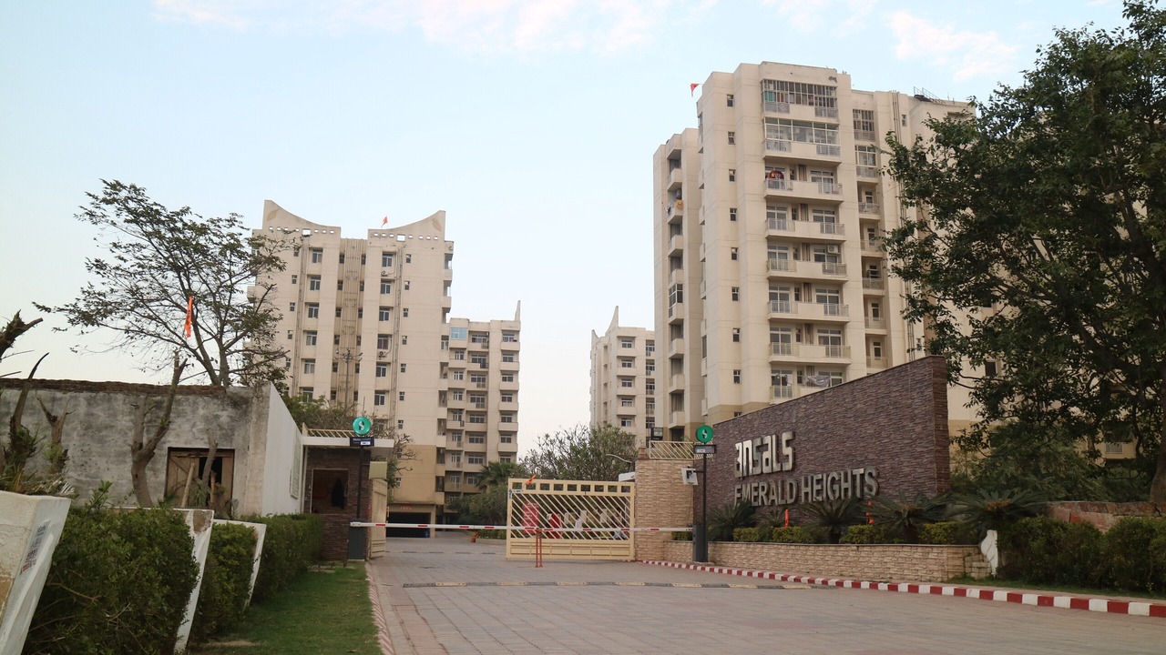 Photo of Outdoor in Taj Ganj