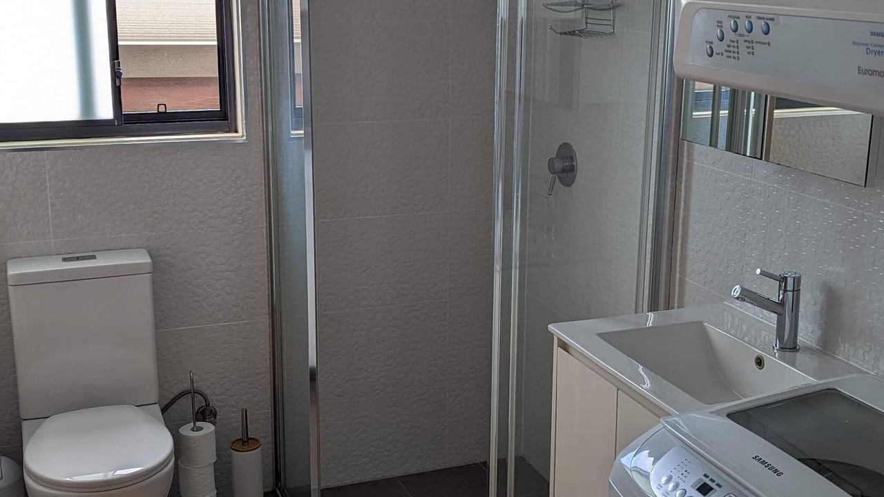 Photo of Bathroom in Arncliffe