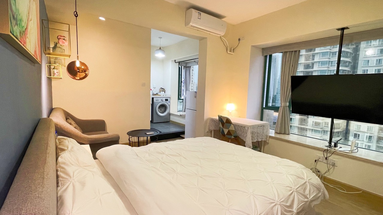 Photo of Bedroom in Central Business District